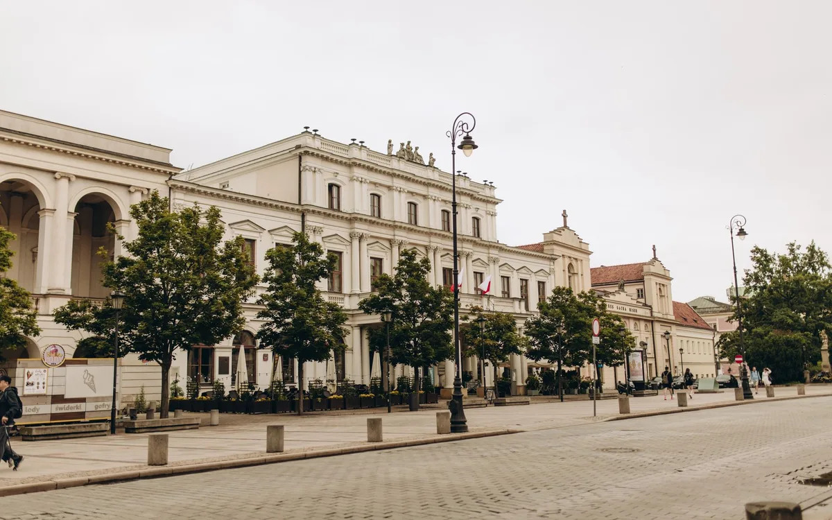 Jak dojechać do Milanówka z Warszawy?